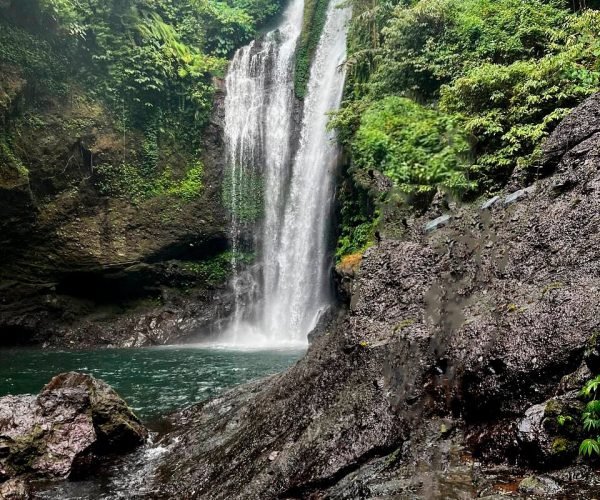Aling aling waterfall